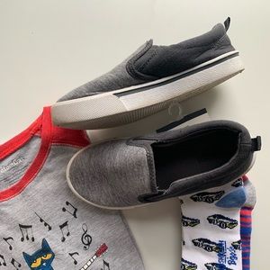 Oshkosh B’Gosh boys slip on shoes
